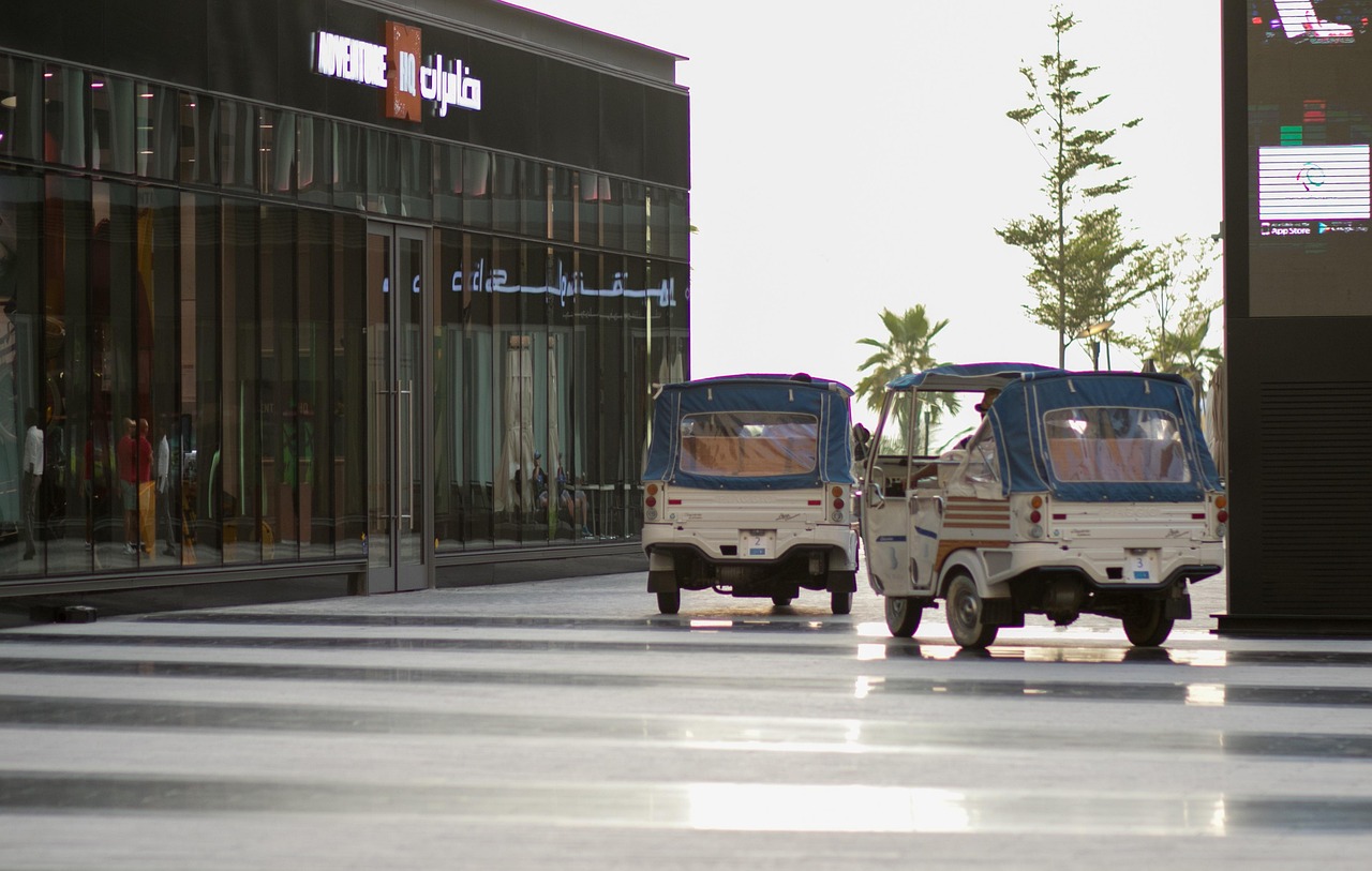 又拍云实名账号：上海名人书画电商平台代理