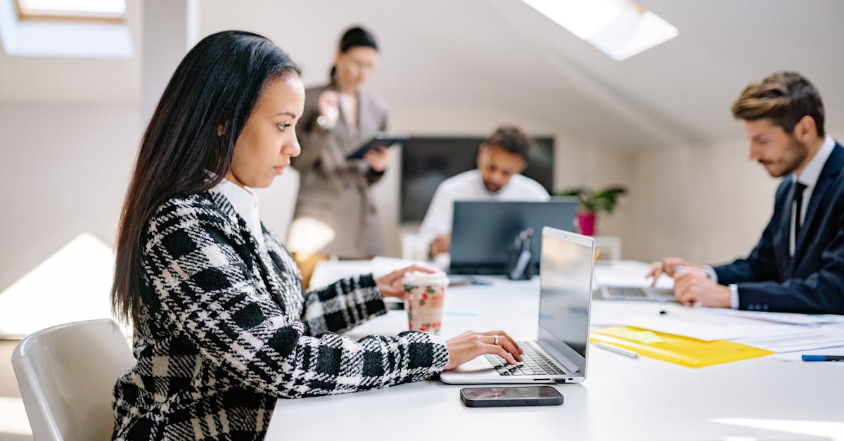 如何将黑客攻击制作成教育视频